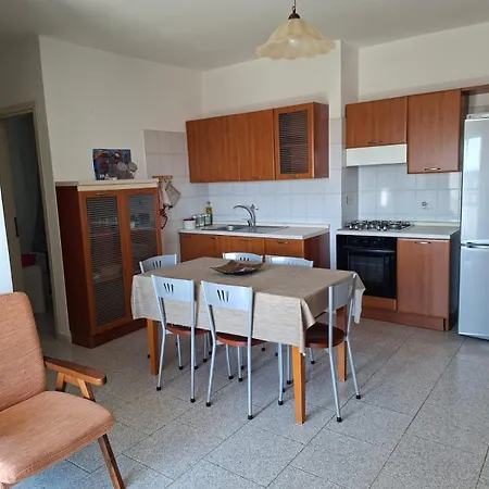 Bellavista Apartment *